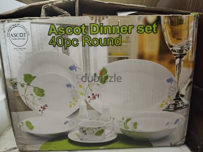  للبيع طقم سفرة بورسلين ASCOT الأصلي – 40 قطعة – جديد بالكرتونة 