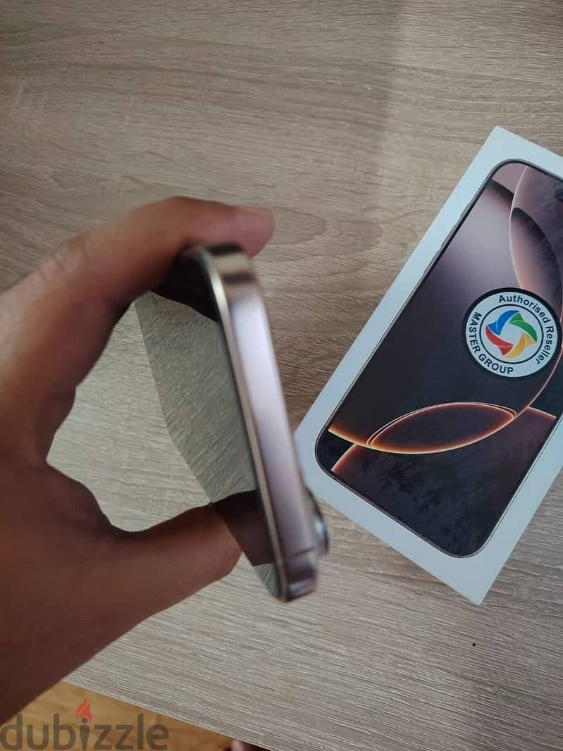 Apple - iPhone 16 Pro Max 3
