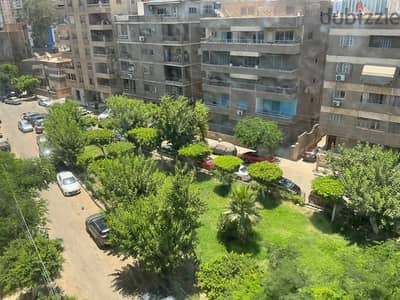 شقة للبيع بأرض الجولف - مصر الجديدة - متفرع من أسماء فهمي