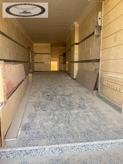 Apartment for sale in Fifth Settlement (Al-Qaranful Villas area), near Al-Rehab and Al-Tesaeen Street. Semi-finished.