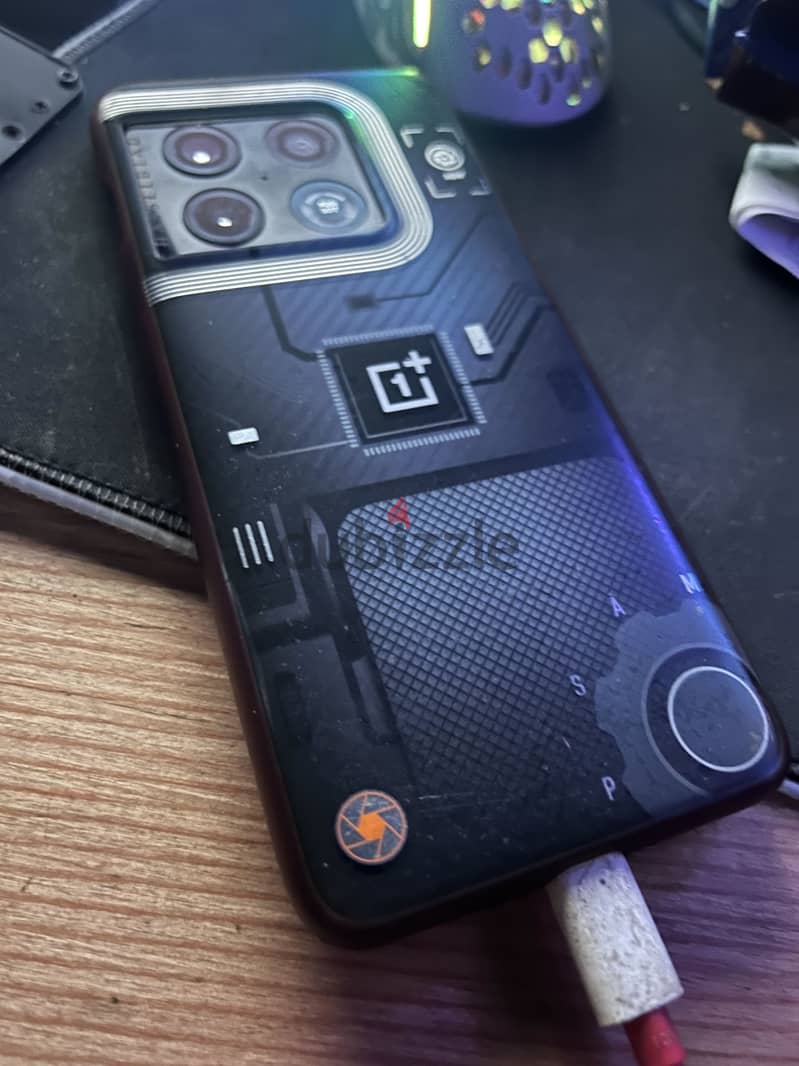 One Plus 10 Pro 1