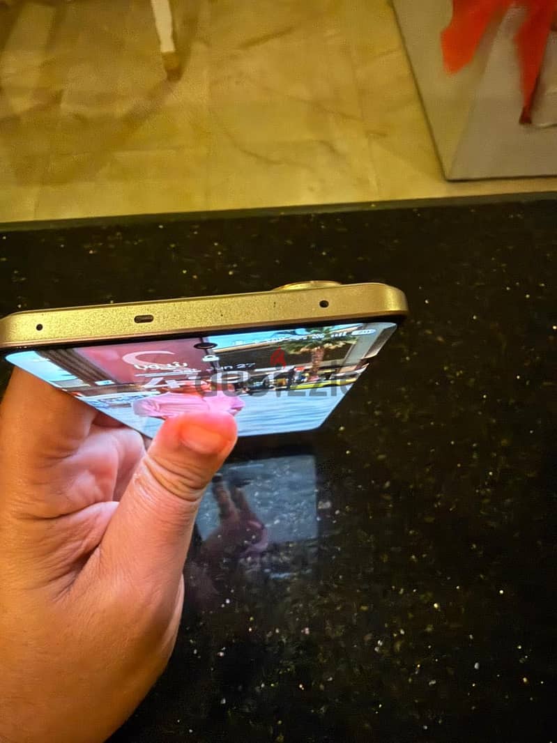Realme 15 Pro 3