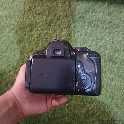 Canon EOS 600D للبيع *