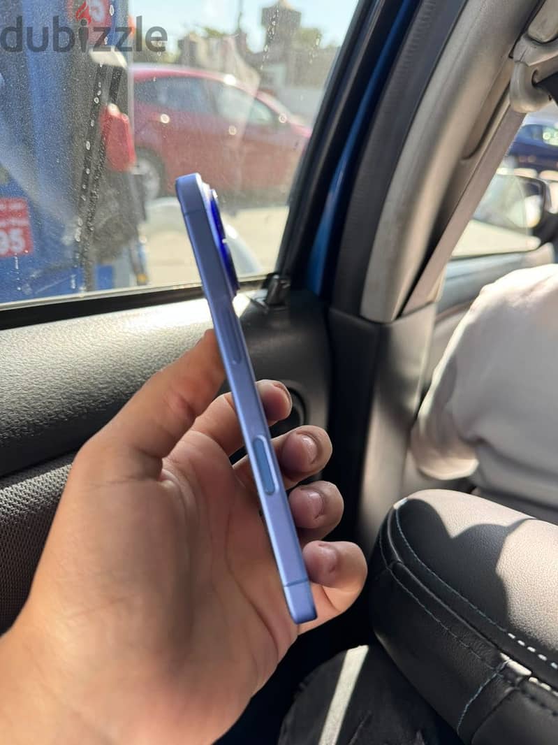 Apple - iPhone 16 2