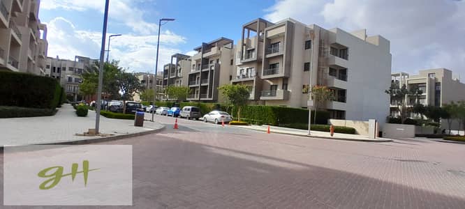 Apartment Fully Finished With ACs for Sale for Fifth Square Marasem New Cairo