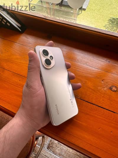 Honor 400