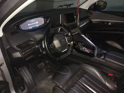 Peugeot 5008 2020