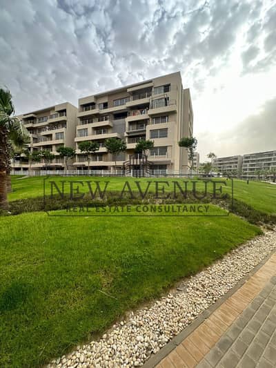 Apartment on the widest garden in capital gardens ready to move prime location