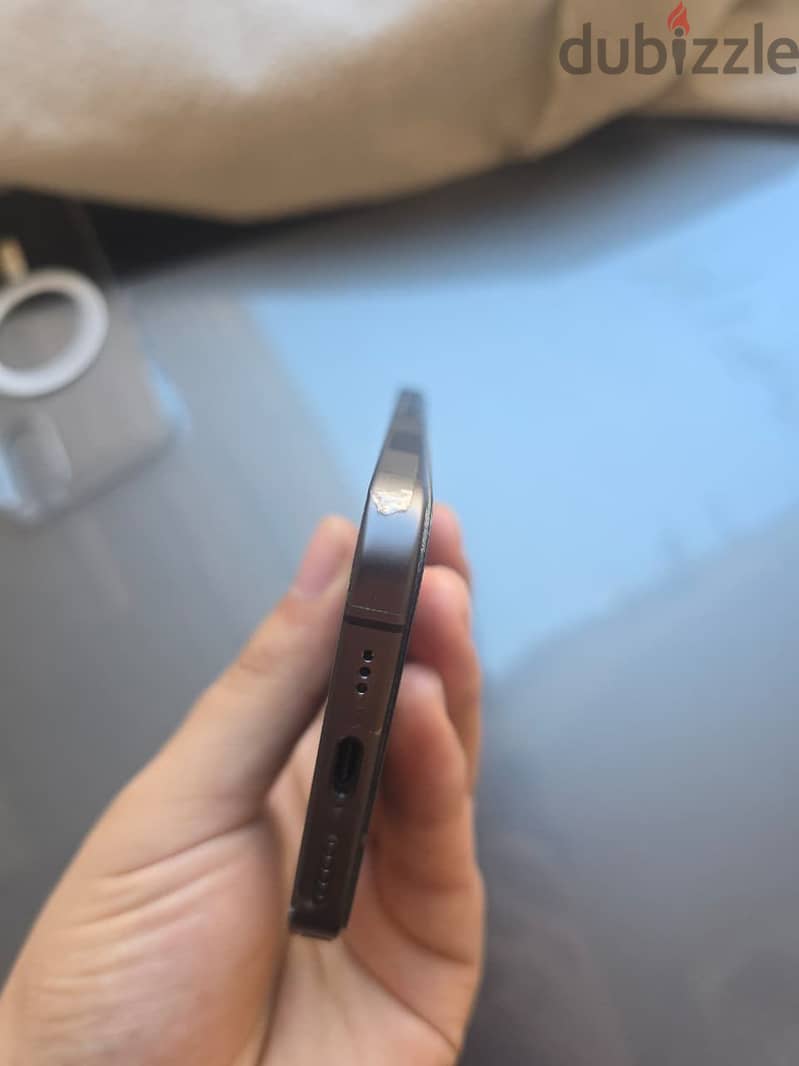 Apple - iPhone 17 7