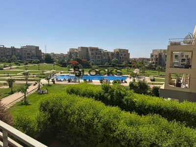 شقة للإيجار في بالم باركس بالم هيلز 6 اكتوبر  مفروشة بالكامل  3 غرف نوم غرفة مربية مفروشة بالكامل