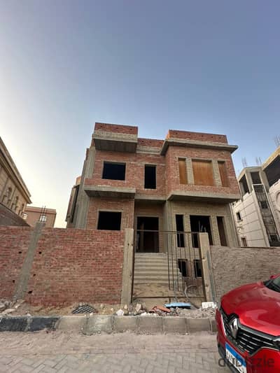 للبيع فيلا بسعر لقطه وموقع مميز