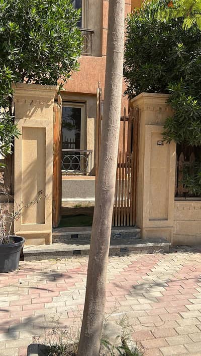 شقة للإيجار بكمبوند الخمايل واجهه بحري