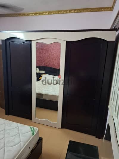 مجموعة أثاث إستعمال راقي كالجديد High-end used furniture set, like new