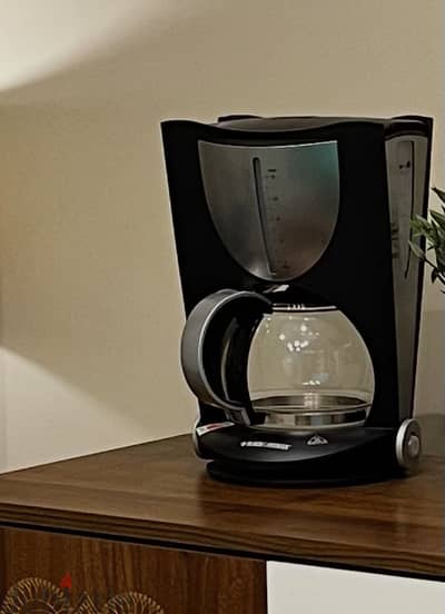 ماكينة صنع القهوة 1050 W DCM80 أسود