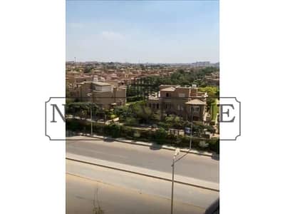 آي فيلا رووف كورنر فيو مفتوح بخصوصية 100% يطل على كمبوند بيلاجيو