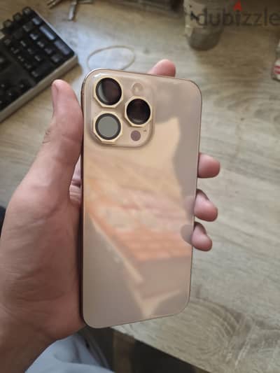 iphone 16 pro max خطين