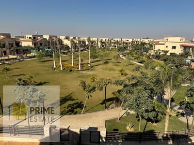 فرصة للبيع في مدينتي TWIN HOUSE – فيلا نموذج E3 بمساحة مميزة وإطلالة مفتوحة على اكبر حديقة بالمجموعه