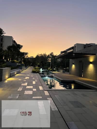For sale, a ready-to-move-in apartment with an area of 140 sqm, featuring 3 bedrooms and 2 bathrooms, fully luxuriously finished, in an exceptional lo