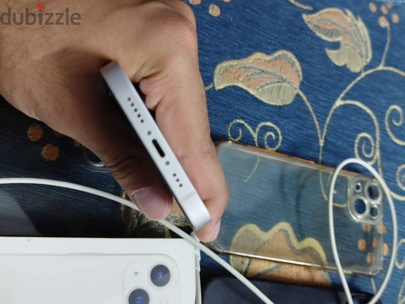 Apple - iPhone 13 2