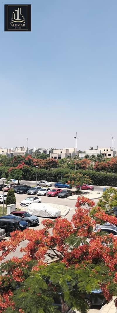 ١٢٤ متر للبيع في مدينتي أمام الثاوث بارك وموقف الباصات دور تاني
