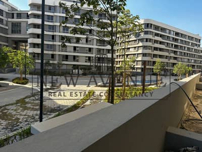 Ground Floor apartment with Large Private Garden in Bloomfields Compound Ready to move
