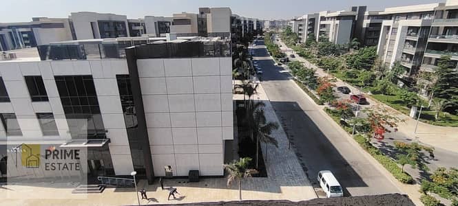 شقة للبيع في مدينتي B15 – 108م تشطيب فاخر وبلكونة مباشرة على خدمات B15