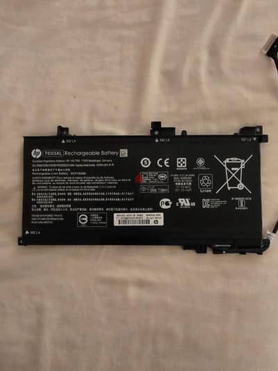 بطارية لابتوب HP TE03XL الأصلية فبريقة لم تفتح ولم تصين نهائياً