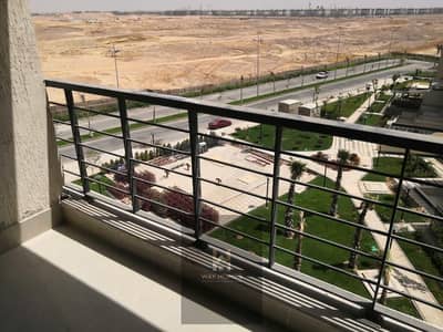 للبيع فى مدينتى شقة فى ارقى مراحل مدينتى B8 و خصوصا مجموهة 83 المميزة