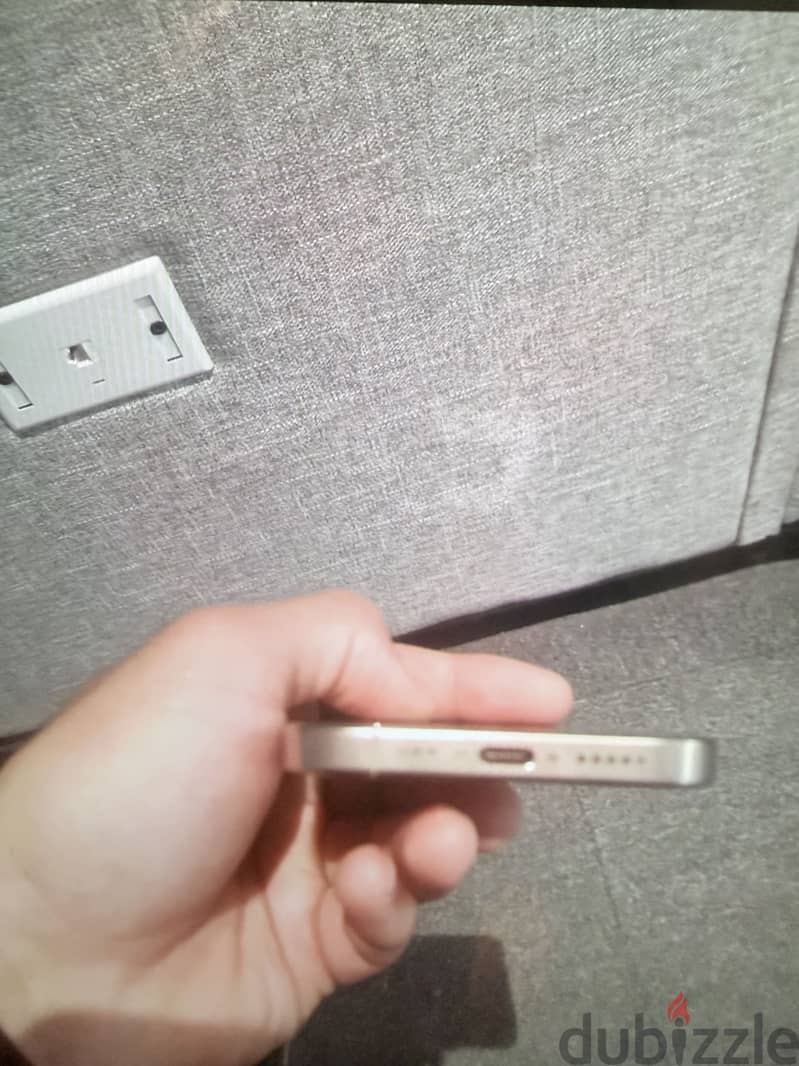Apple - iPhone 16 Pro 4