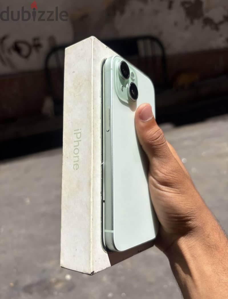 Apple - iPhone 15 2