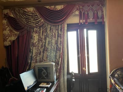 للبيع 2 ستارة واحده 2:70 سم وواحده متر وسبعين سم بحالة جيدة