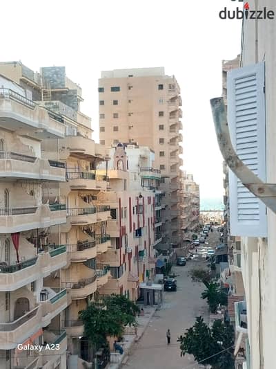 شقه بجوار البحر في العجمي شاطئ النخيل تصلح السكن والأستثمار الجيد تشطيب التـــــــــــرا لوكس