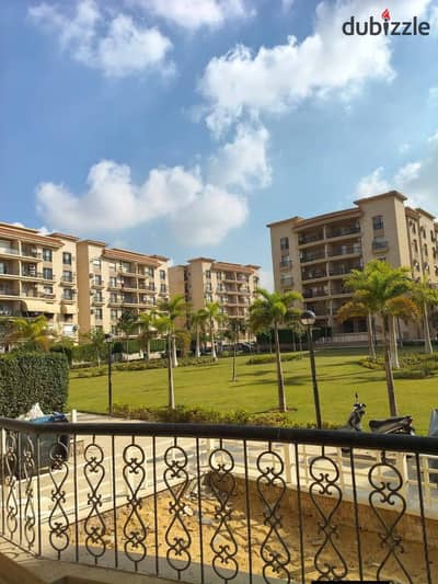 For sale in Al Rehab – Phase 7 – Ground-floor unit with a distinctive private garden 214 m² interior area + 65 m² garden Wide garden view Layout: Spac