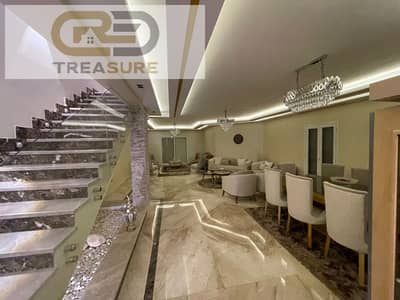 semi furnished I villa roof for rent in Mountain View Hyde Park - new cairo
