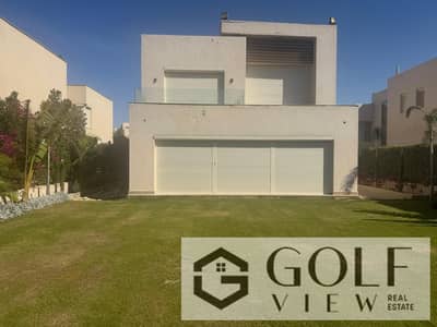Fully furnished independent villa for sale with air conditioning in Hacienda Bay - North Coast