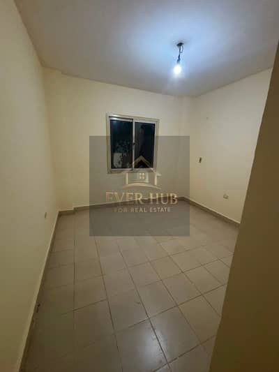 شقه للبيع   عمارات المستقبل الشيخ زايد   دور اول مالك اصيل  نموذج أ   70م   2نوم + حمام   بجوار زايد ديونز  + ادريس