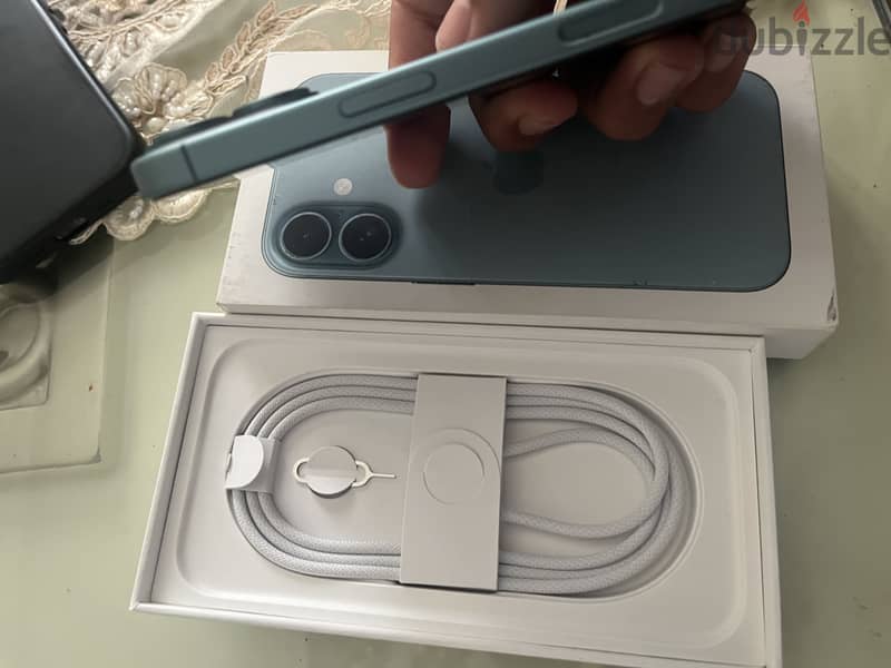 Apple - iPhone 16 2