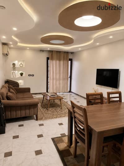 Open View Apartment on Al Rehab Hills, fully furnished, air-conditioned next to Gate 19, fully equipped, super lux