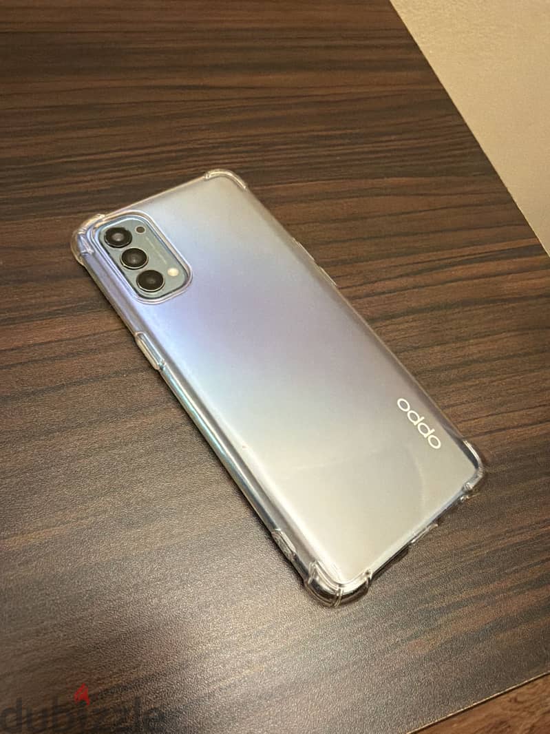 OPPO Reno4 1