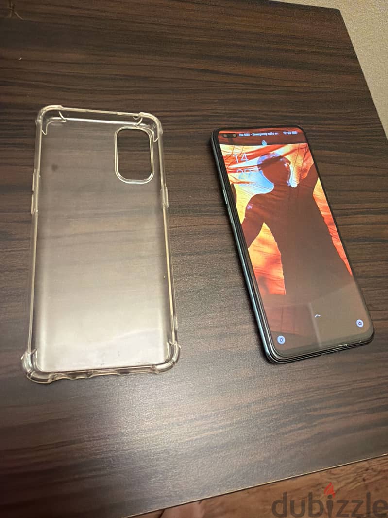 OPPO Reno4 2