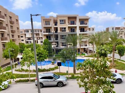 دوبلكس بجاردن خاصة بفيو على اللاندسكيب للبيع في تاج سيتي Taj City