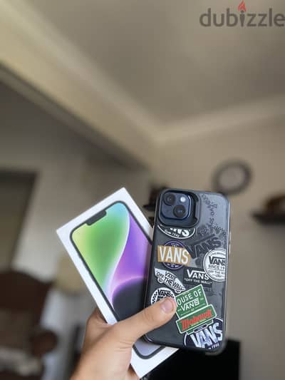 iPhone 14 plus ايفون ١٤ بلص