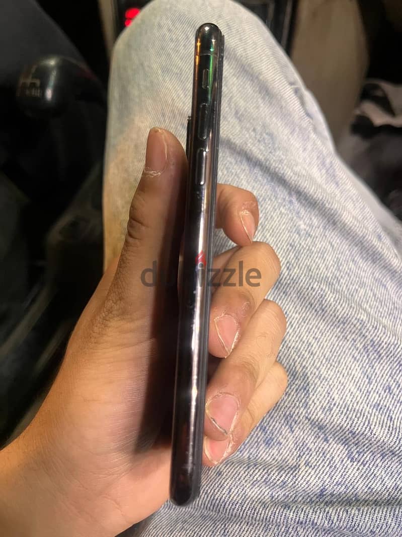 Apple - iPhone XS 1
