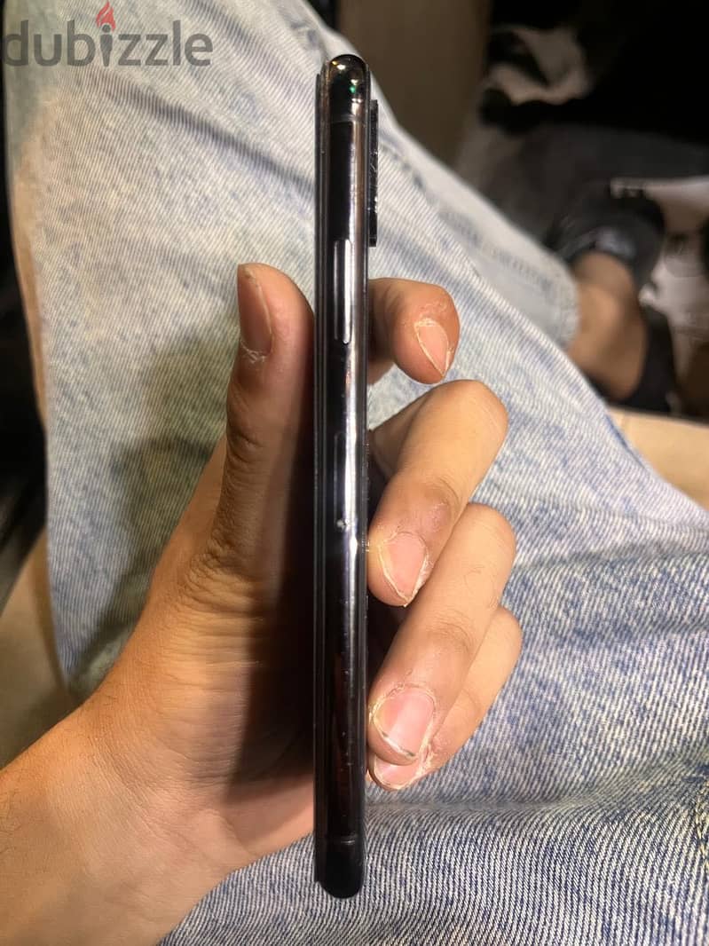 Apple - iPhone XS 4