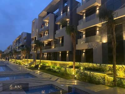 Apartment For Sale Early Delivery In Compound Lavista Patio Oro Prime Location , New Cairo