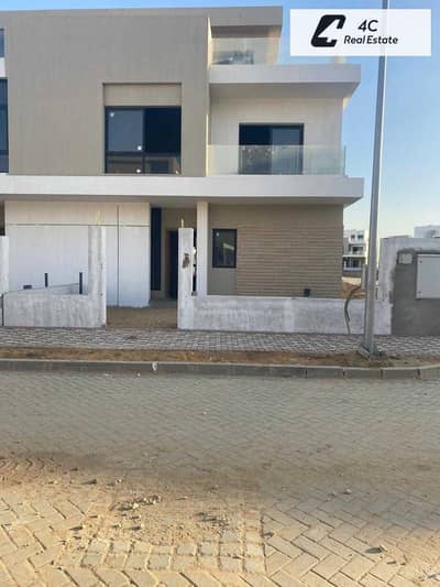 اقل توتال سعر ل فيلا مودرن 510 م ب مقدم مميز و باقي اقساط قليلة فيو صف اول علي البارك141 في هايد بارك التجمع الخا Hyde park new cairo fifth settlement