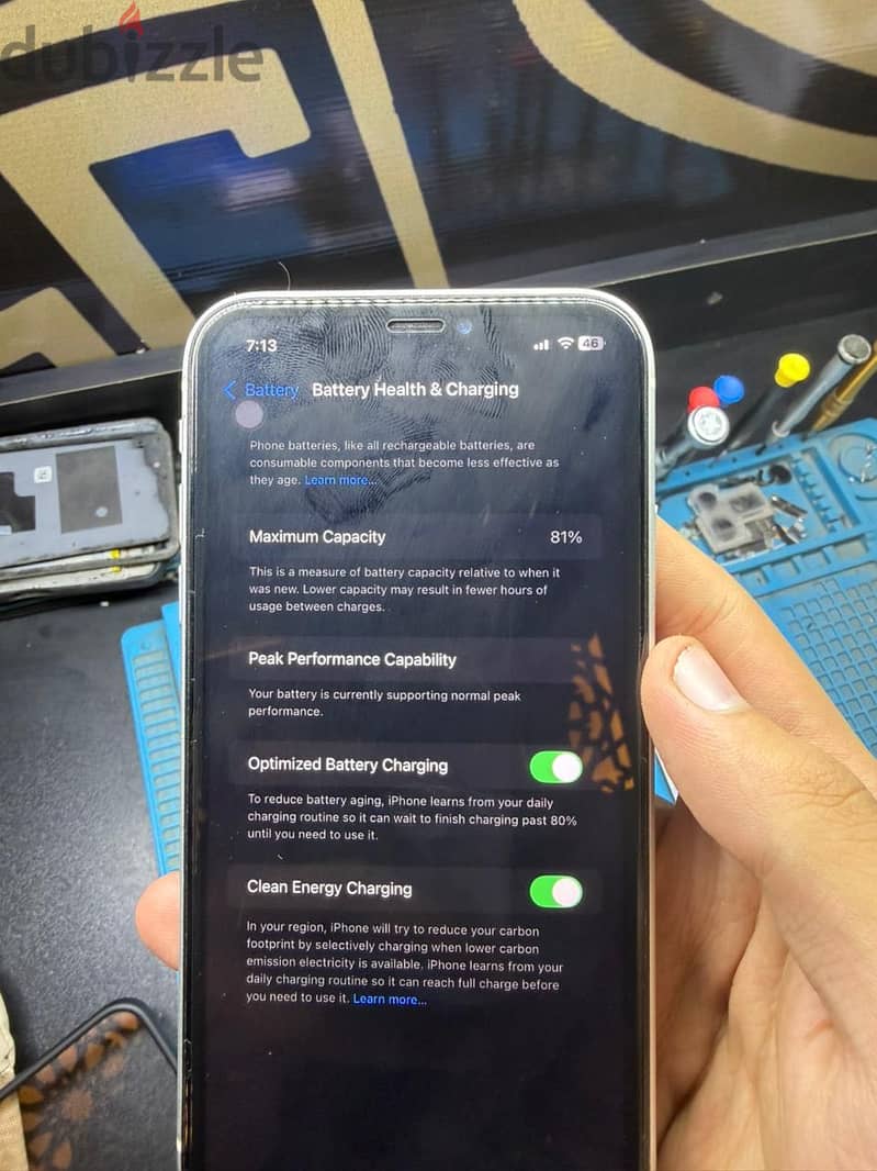 Apple - iPhone XR 3