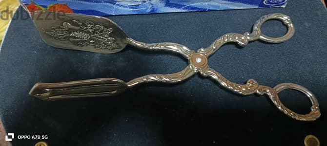 ملقط معجنات مطلي بالفضة Regent