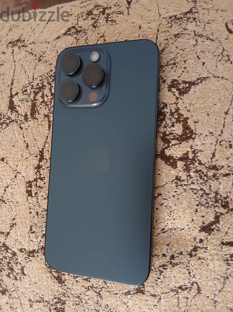 Apple - iPhone 15 Pro Max 1