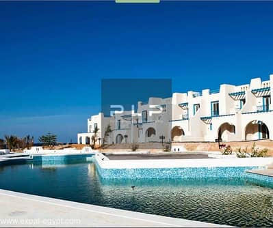 توين هاوس للايجار مفروش و مكيف بالكامل بسعر لقطه في قرية ماونتن فيو راس الحكمه Mountain View Ras El Hekma